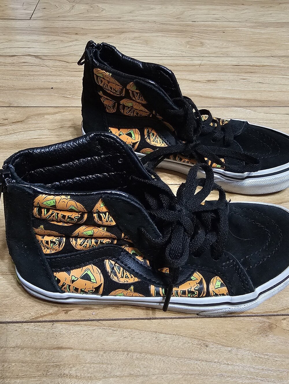 Vans Sk8 Hi Zip Back Pumpkin Halloween Glow in the Dark Kids  / Size: 13.5